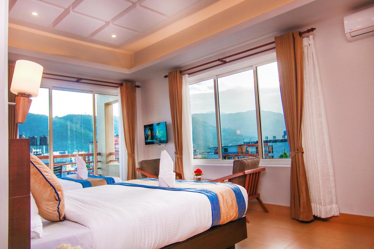 Hotel Lake Paradise Pokhara Exterior photo
